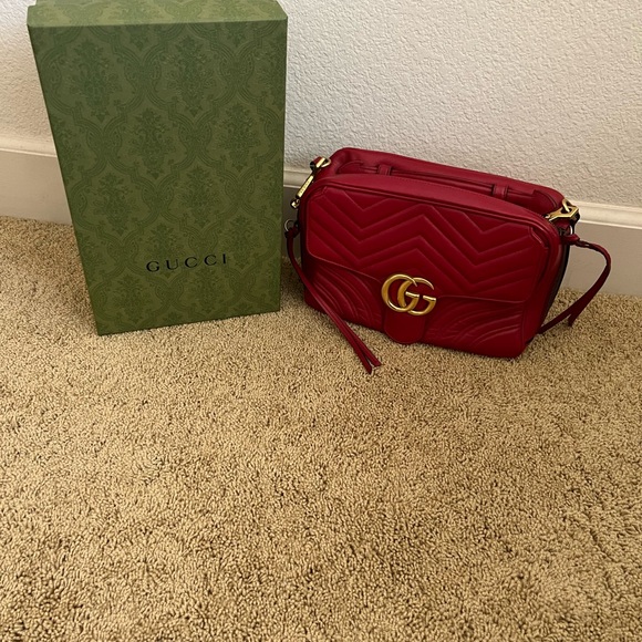 Gucci Marmont - Picture 3 of 6